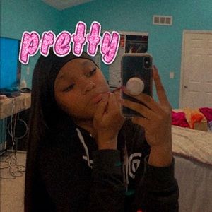 Meet your Posher, Tayler